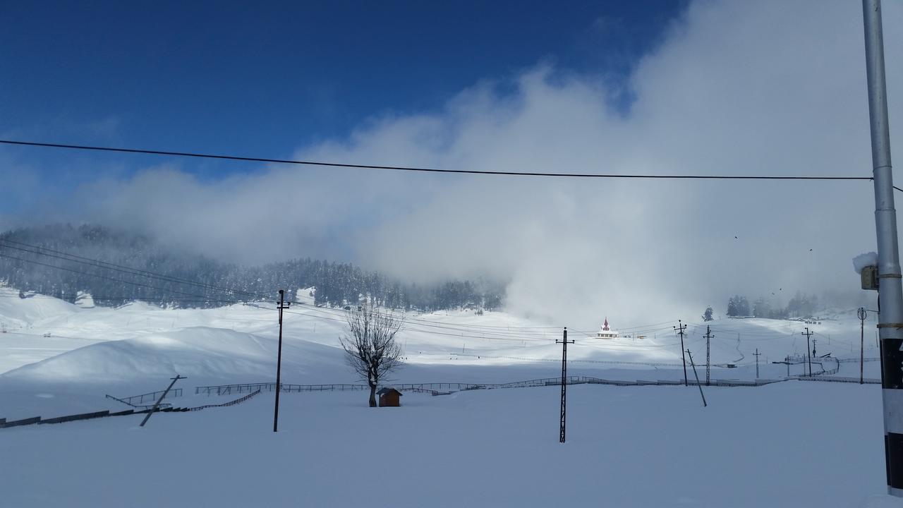 Hotel Gulmarg Inn Exterior foto